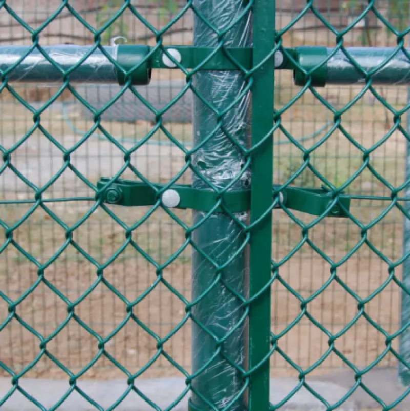 High quality galvanized and pvc coated 8ft 5x5 6x6 cyclone wire diamond mesh chain link fence for baseball fields