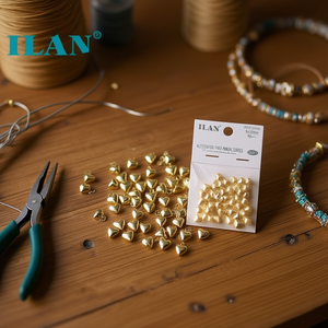 Perline a Cuore in Metallo Ilan 8x10mm Dorate per Creazione di Gioielli e Accessori Artigianali - Product Image 3