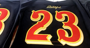 शीर्ष नए सैन फ्रांसिस्को 23 क्रिश्चियन मैकैफ्रे प्रतिद्वंद्विता संग्रह लुभावनी 3 डी कढ़ाई उच्च गुणवत्ता वाली लघु फुटबॉल जर्सी - Product Image 2