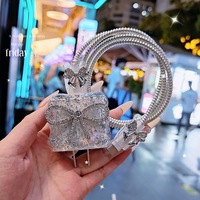 Funda Protectora de Silicona para Cargador con Diseño de Lazo Brillante Plateado con Diamantes para iPhone, Cable USB de 20W, Cabezal de Carga