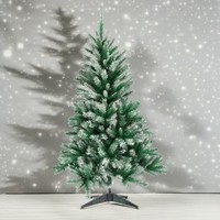 Vorbehandelter Weißer Luxuriöser Großer Künstlicher Innen- und Außen-Weihnachtsbaum mit Eingebauten LED-Lichtern