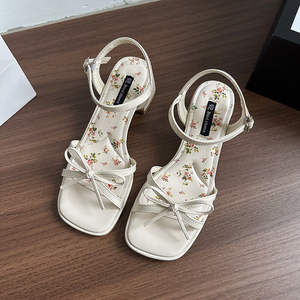 <span class=keywords><strong>Sandali</strong></span> con <span class=keywords><strong>Tacco</strong></span> Grosso e Fiocco in Stile Francese, Tinta Unita, Tomaia in PU, Tendenza Moda Coreana, Cinturino Singolo con Fibbia, per Abiti Estivi - Product Image 6