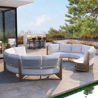 Ensemble canapé rond moderne pour l'extérieur Table basse en U avec coussins gris Matériau en bois de teck pour l'extérieur