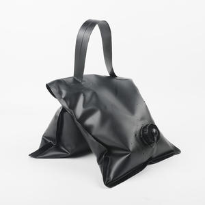 Bolsa de agua por gravedad de malla de PVC engrosada portátil de 8KG, soporte fácil de enrollar, accesorio de tienda fija - Product Image 2