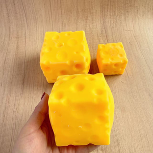 Jouets à presser CS : Squishy en plastique en forme de gros fromage au beurre, anti-stress à rebond lent, boule de tofu pour la décompression - Product Image 3