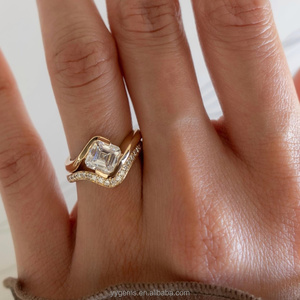 U Ying collezione Rapture su misura 18K oro giallo 2CT Asscher Moissanite anello nuziale alta gioielli donna fedi nuziali Set - Product Image 5