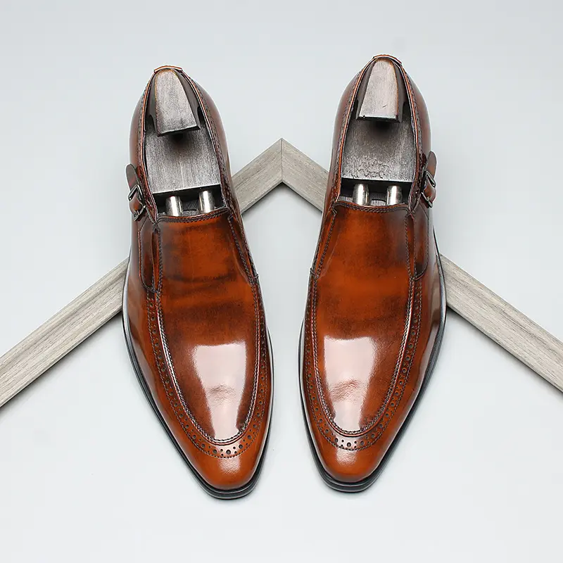 Chaussures d'affaires italiennes faites à la main pour hommes en cuir de vachette pointu boucle de cheval chaussures pour hommes chaussures habillées de banquet et de soirée