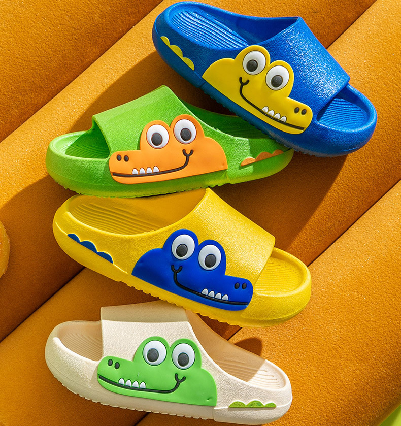Kids Slippers 2022 All New Arrivals Boys and Girls Sliders Slippers Kids Sandals Wholesalers