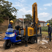Foreuse de puits profonds portable Feiyang 300m avec moteur diesel 58KW et pompe, montée sur tricycle