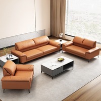 Ensemble de canapés de bureau en cuir de luxe léger avec base métallique pour la maison, le bureau, l'hôtel, l'appartement, l'hôpital - Utilisation commerciale moderne trois places