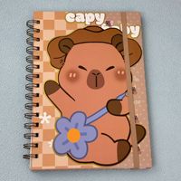 Carnet à spirales mignon Kapibala avec des pages colorées, motif ours café et capybara, planificateur de grande valeur avec ruban.