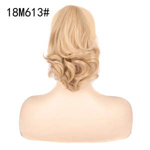 Perruque courte de style européen américain pour femmes avec boucles de fleurs de poire, grande pince à cheveux, fibre synthétique résistante à la chaleur - Product Image 5