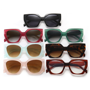 <span class=keywords><strong>Gafas</strong></span> <span class=keywords><strong>de</strong></span> Sol Superhot Eyewear 28861 <span class=keywords><strong>de</strong></span> Lujo, Estilo Ojo <span class=keywords><strong>de</strong></span> Gato Cuadrado Extra Grande para Mujer, Lentes Degradadas <span class=keywords><strong>de</strong></span> Moda, Protección UV400 - Product Image 4