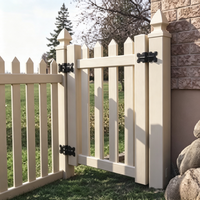 Clôture extérieure semi-privée en PVC durable et résistant pour la décoration et l'usage résidentiel