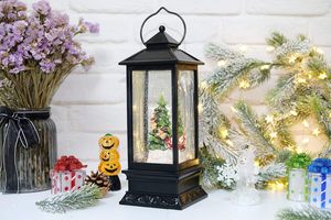 Lampe en cristal Père Noël, lampe à vent de Noël pour décorations et cadeaux de fêtes - Product Image 1