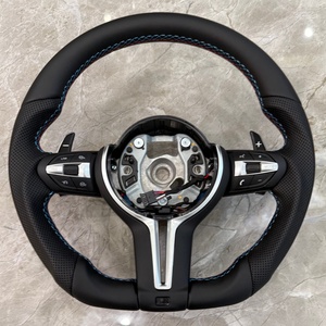 Volante Sportivo Personalizzato per <span class=keywords><strong>BMW</strong></span> E60 E71 <span class=keywords><strong>E87</strong></span> E90 F10 <span class=keywords><strong>F20</strong></span> F30 F32 E92 E53 X4 E82 G31 M4 X6 320i - Product Image 2