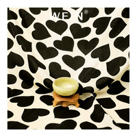 WI-D17 à la mode noir amour coeur motifs sph poka sergé 100 polyester tissé imprimé design tissu pour pantalon et robe