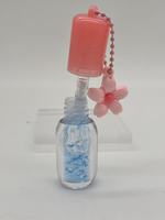 Gloss à lèvres liquide végétalien à base de plantes, décoré de charmes mignons, hydratant, longue durée, formule imperméable, vente en gros
