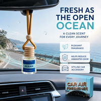 Désodorisant de voiture personnalisé OEM ODM, étiquette privée, flacon en verre 8ml, parfum Océan avec bouchon en bois, diffuseur suspendu pour l'intérieur de la voiture