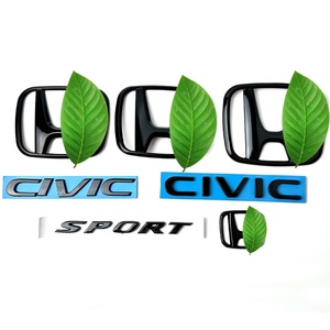 Adatto per <span class=keywords><strong>Honda</strong></span> <span class=keywords><strong>Civic</strong></span> decima/undicesima generazione, griglia modificata Black Knight, emblema posteriore <span class=keywords><strong>CIVIC</strong></span>, adesivo in inglese per emblema posteriore. - Product Image 1