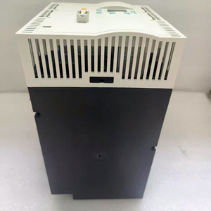 มอเตอร์สามเฟสแบบขั้วต่อสกรู รุ่น Soft 3RW4445-6BC44 160KW 313A - Product Image 1