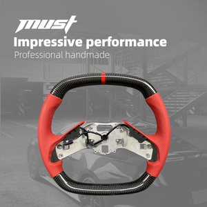 Volante de Fibra de Carbono Real Personalizado para C8 con Cuero Perforado Rojo - Product Image 4
