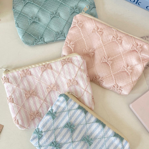 Small Floral Lace Coin Purse Portable <b>Storage</b> <b>Bag</b> for Coins Keys and Sundries Cosmetic <b>Bag</b> - Product Image 1