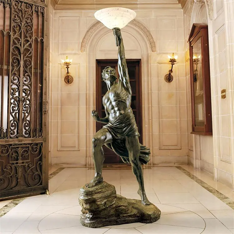 Nuevos diseños, escultura de bronce decorativa, estatua de lámpara de pie, escultura de bronce Prometheus