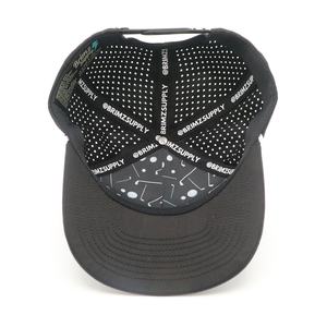 Gorra de Béisbol Personalizada de 5 Paneles con Logotipo de PVC y Cuerda, Gorra Impermeable con Perforaciones Cortadas a Láser, Gorra de Golf con Soporte para Tees - Product Image 6