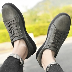 Chaussures de skate décontractées pour hommes en cuir véritable respirant et léger, de marque italienne de luxe, confortables, en PVC - Product Image 6