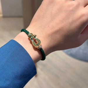 Bracelet V Gold Black Warrior en corde d'acier avec motif <span class=keywords><strong>sabot</strong></span> de cheval porte-bonheur noir pour couple, pour <span class=keywords><strong>homme</strong></span> - Product Image 2