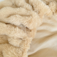 Ensemble de draps ajustés en fausse fourrure de lapin, couvre-matelas épais en polaire laiteuse, protège-matelas, couvre-lit pour ensemble de literie King Queen
