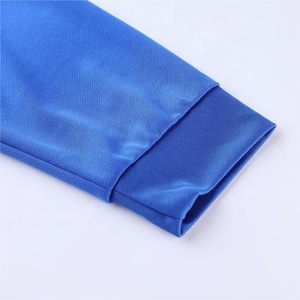 <span class=keywords><strong>Tuta</strong></span> da <span class=keywords><strong>calcio</strong></span> <span class=keywords><strong>nera</strong></span> personalizzata con asciugatura rapida traspirante a maniche lunghe ad asciugatura rapida Set di abbigliamento sportivo servizio OEM disponibile - Product Image 3