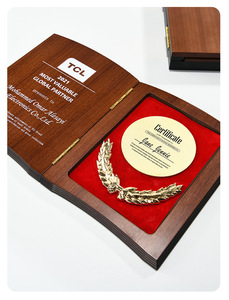 Placa de Honor de <span class=keywords><strong>Madera</strong></span> Maciza Personalizable con Diseño Impreso UV, de Alta Gama, Lavable, con Bisagra <span class=keywords><strong>para</strong></span> Libros, <span class=keywords><strong>para</strong></span> Uso en Señalización Comercial y Autorizaciones - Product Image 6