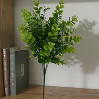 Ventes en gros de feuilles d'eucalyptus artificielles de 30 cm, branches, bouquet, feuilles en plastique, tiges, décorations de table pour les fêtes à domicile, plantes