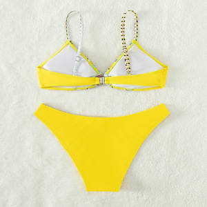 Conjunto de Bikini con Estampado Floral Amarillo, Traje de Baño de Dos Piezas para Mujer, Cintura Alta, con Detalle de Torsión, Spandex, Poliéster Elástico - Product Image 3