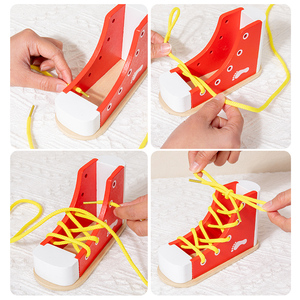 Juguete <span class=keywords><strong>de</strong></span> madera para atar cordones, forma <span class=keywords><strong>de</strong></span> zapatilla, práctica <span class=keywords><strong>de</strong></span> atar cordones, habilidades para la vida, motricidad fina, para niños pequeños y preescolares, CPC, venta al por mayor, OEM, personalizado - Product Image 3