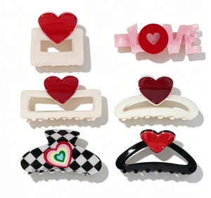 Pince à cheveux carrée blanche creuse, barrette à cheveux 3D en forme de cœur bordeaux, pince à cheveux cœur d'amour pour femme - Product Image 1
