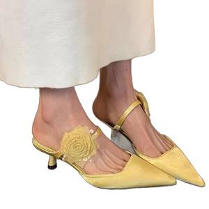 Sandales rétro à talons hauts et bout ouvert pour femmes, nouvelle collection printemps-été 2025, style demi-chaussons à fleurs - Product Image 5