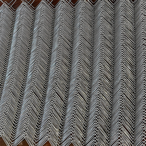 Malla <span class=keywords><strong>de</strong></span> Alambre Galvanizado con Eslabones <span class=keywords><strong>de</strong></span> Diamante en Rollo para Corte, Plegado y Soldadura, para Cercas <span class=keywords><strong>de</strong></span> Granjas, Sitios <span class=keywords><strong>de</strong></span> Cría y Montaña - Product Image 3