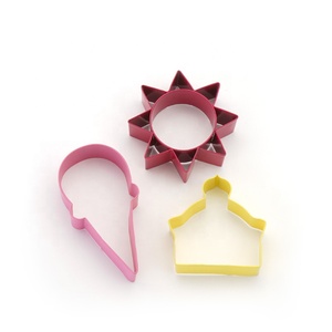 Nuovo Design Ecologico Tagliabiscotti in Metallo con Rivestimento in Polvere di Grado Alimentare, Colori Vivaci a Tema Naturale e Pasquale - Product Image 5