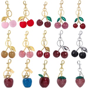 Saint Valentin Cerise Porte-clés Cerise Sac Porte-clés Bourse Charmes pour Sacs À Main Mignon Apple Accessoires Cadeaux pour Femmes Sac À Main Charmes - Product Image 6