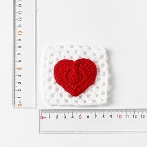 Dulce educación Editor en jefe Corazón de melocotón Bolsillo pequeño albaricoque Rojo Red hueca grande para amor tejido bolsa accesorios artificiales - Product Image 4