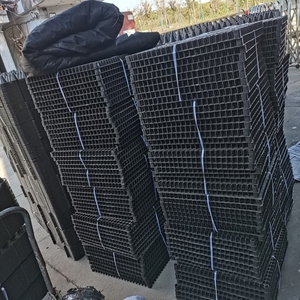 Tapis de sol de <span class=keywords><strong>drainage</strong></span> de terrasse de terrain de sport en HDPE direct d'usine pour terrasses et <span class=keywords><strong>drainage</strong></span> de cellules de terrassement - Product Image 6