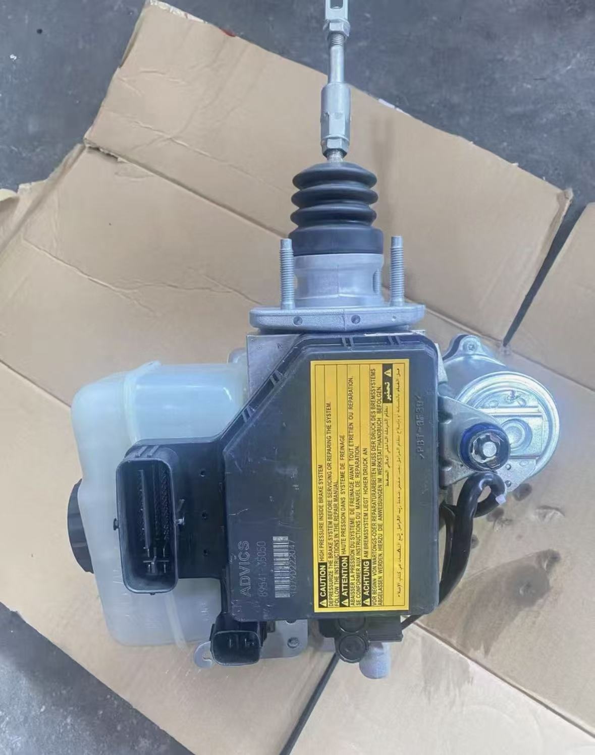Original Used Brake Master Cylinder ABS Pump 8954135050 (OE 89541-35050) for Prado with 3 Months Warranty
