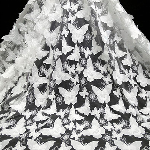 Última moda leche seda blanco bordado 3D mariposa por todas partes tela de malla para vestido de novia vestido de noche - Product Image 2
