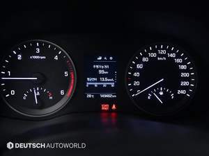 Hyundai Tucson 2015 2.0 CRDi Diésel Automático SUV Usado en Corea, Interior Espacioso, Ahorro de Combustible, Compacto y Confiable - Product Image 4