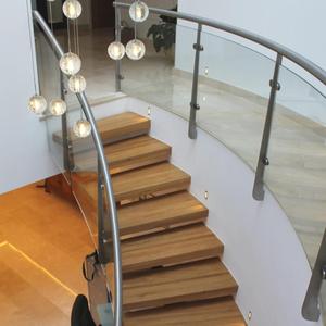 Escaleras de <span class=keywords><strong>madera</strong></span> modernas de alta calidad para <span class=keywords><strong>interior</strong></span> de Villa <span class=keywords><strong>y</strong></span> Diseño de <span class=keywords><strong>escalera</strong></span> curva de <span class=keywords><strong>barandilla</strong></span> de vidrio de Foshan - Product Image 2