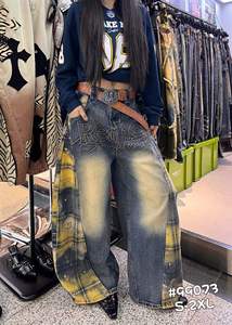 Vaqueros vintage lavados de pierna ancha con bordados, pantalones de mezclilla con dobladillo a cuadros, estilo streetwear para mujer - Product Image 2