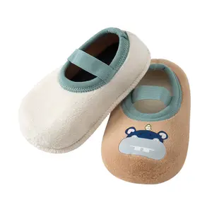 Calzini per bambini scarpe da passeggio per bambini antiscivolo interno morbido con calzini di velluto